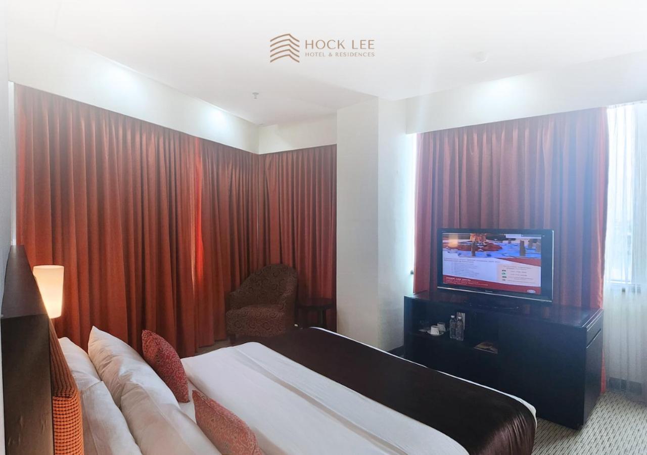 Hock Lee Hotel & Residences Kuching Exterior photo
